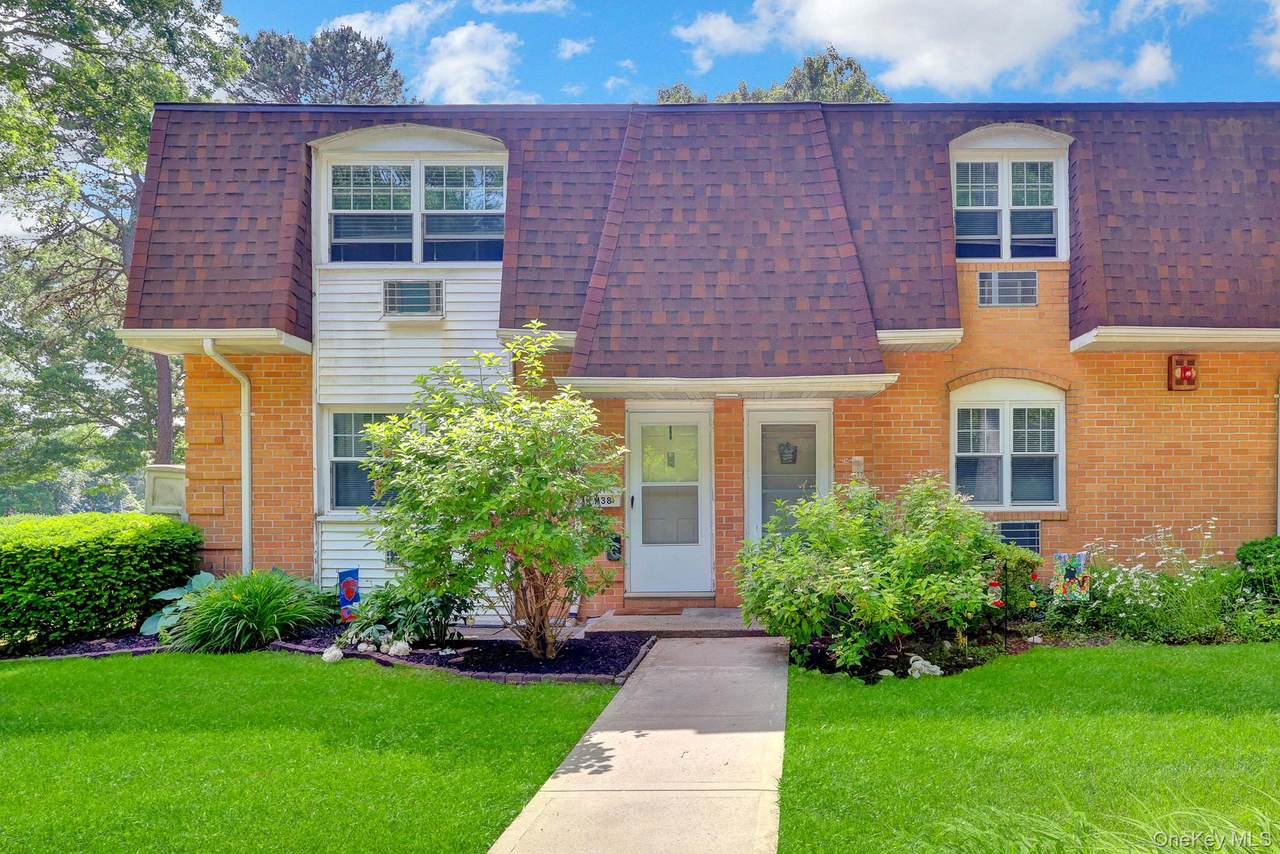 25 Glen Hollow Drive - Photo 1