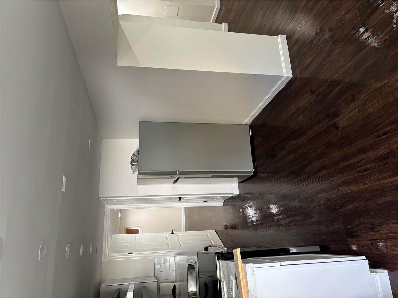 326 Union Avenue - Photo 1
