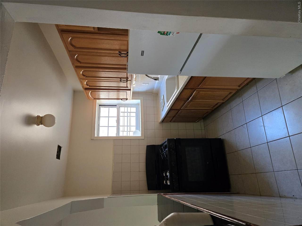1153 Commonwealth Avenue - Photo 1