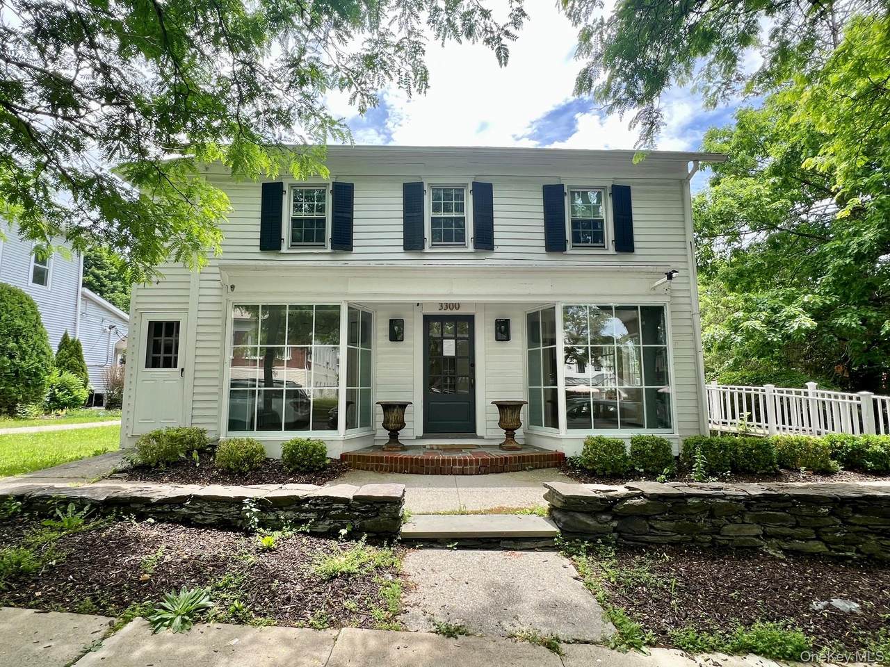 3300 Franklin - Photo 1