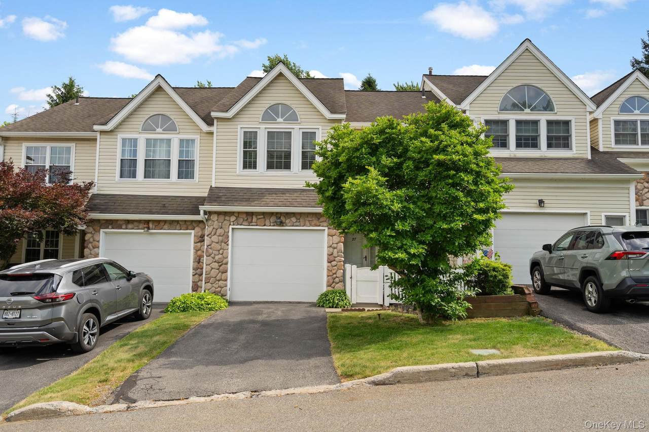 27 Spruce Ridge Drive - Photo 1