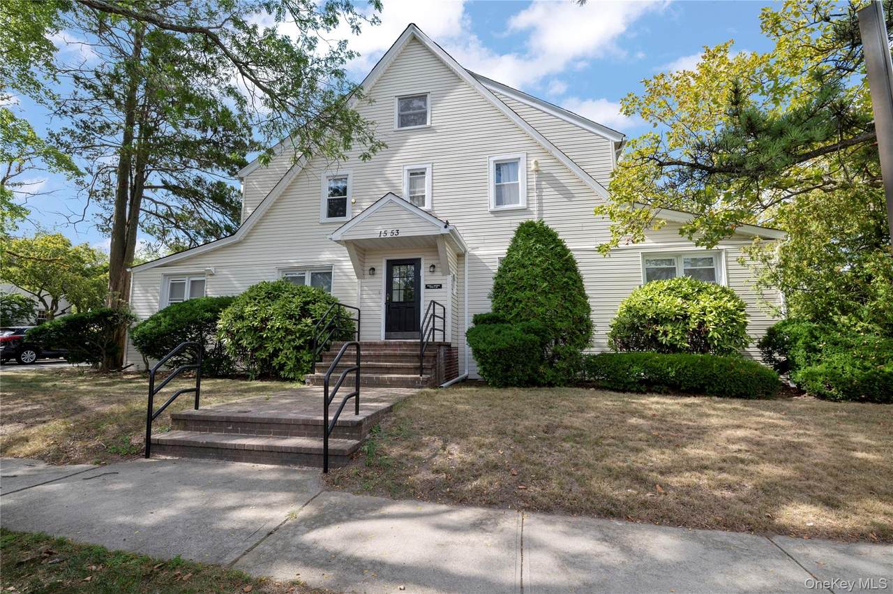 1553 Broadway - Photo 1