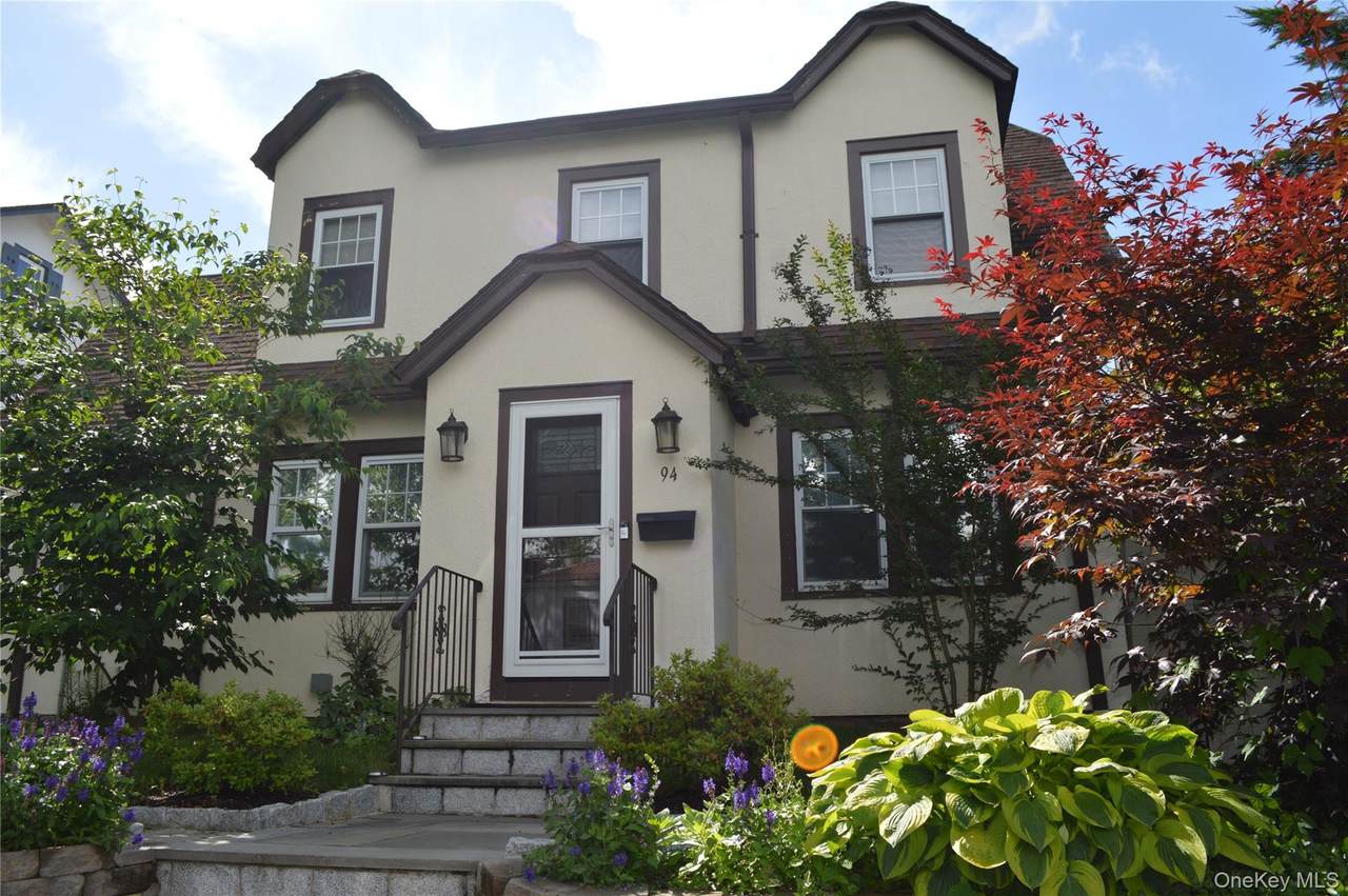 94 Kensington Road - Photo 1