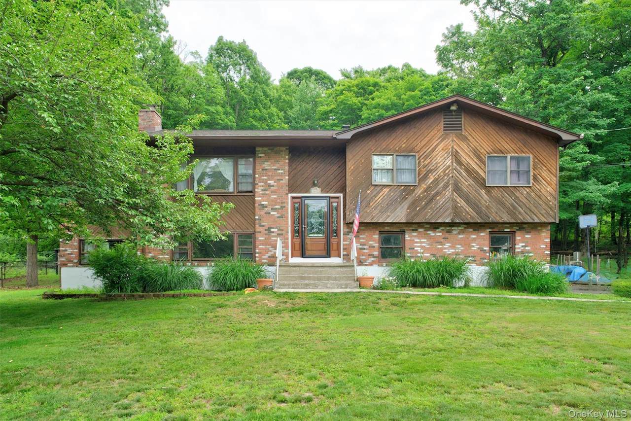 67 Carol Drive - Photo 1