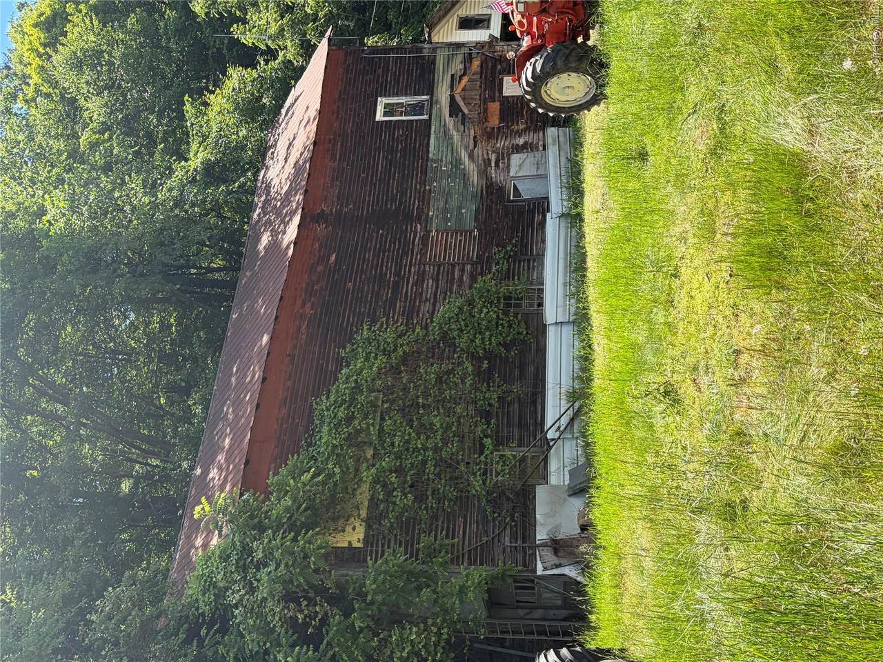 16 Beechwoods Road - Photo 1
