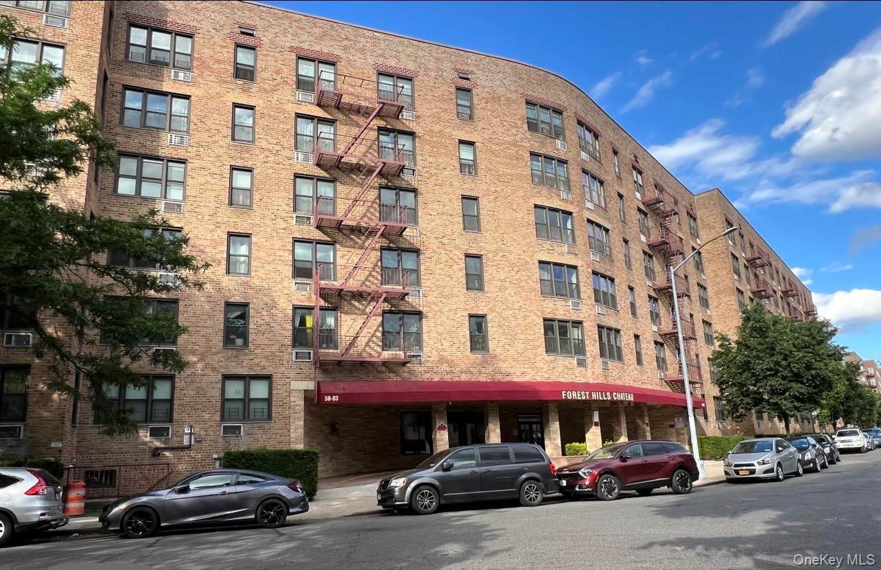 58-03 Calloway Street - Photo 1