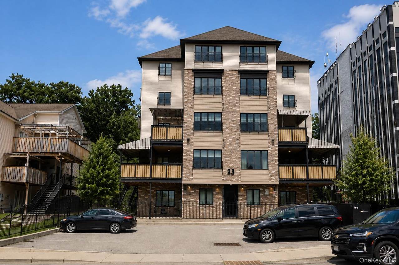 23 Chevron Road - Photo 1