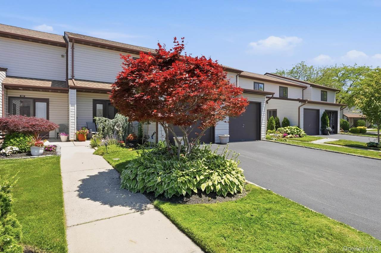 100 Daly Boulevard - Photo 1