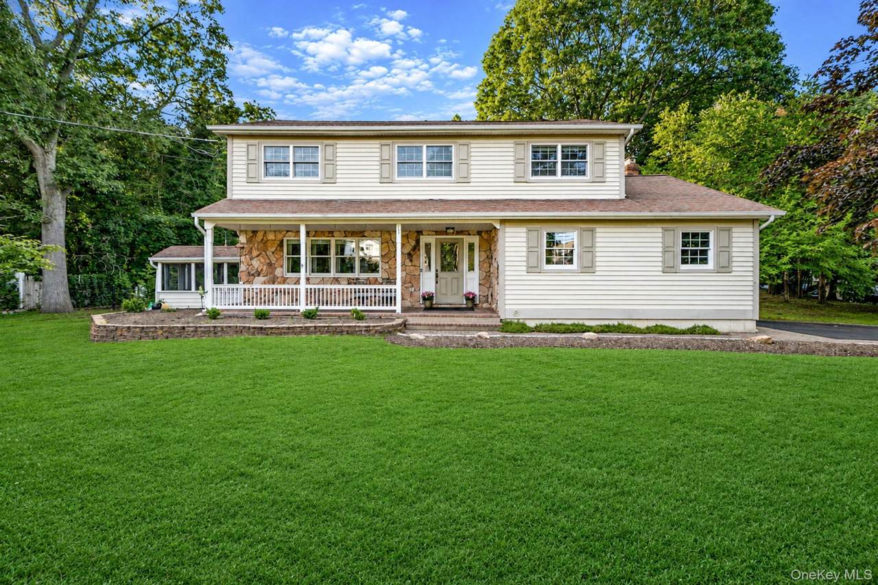93 Country Road - Photo 1