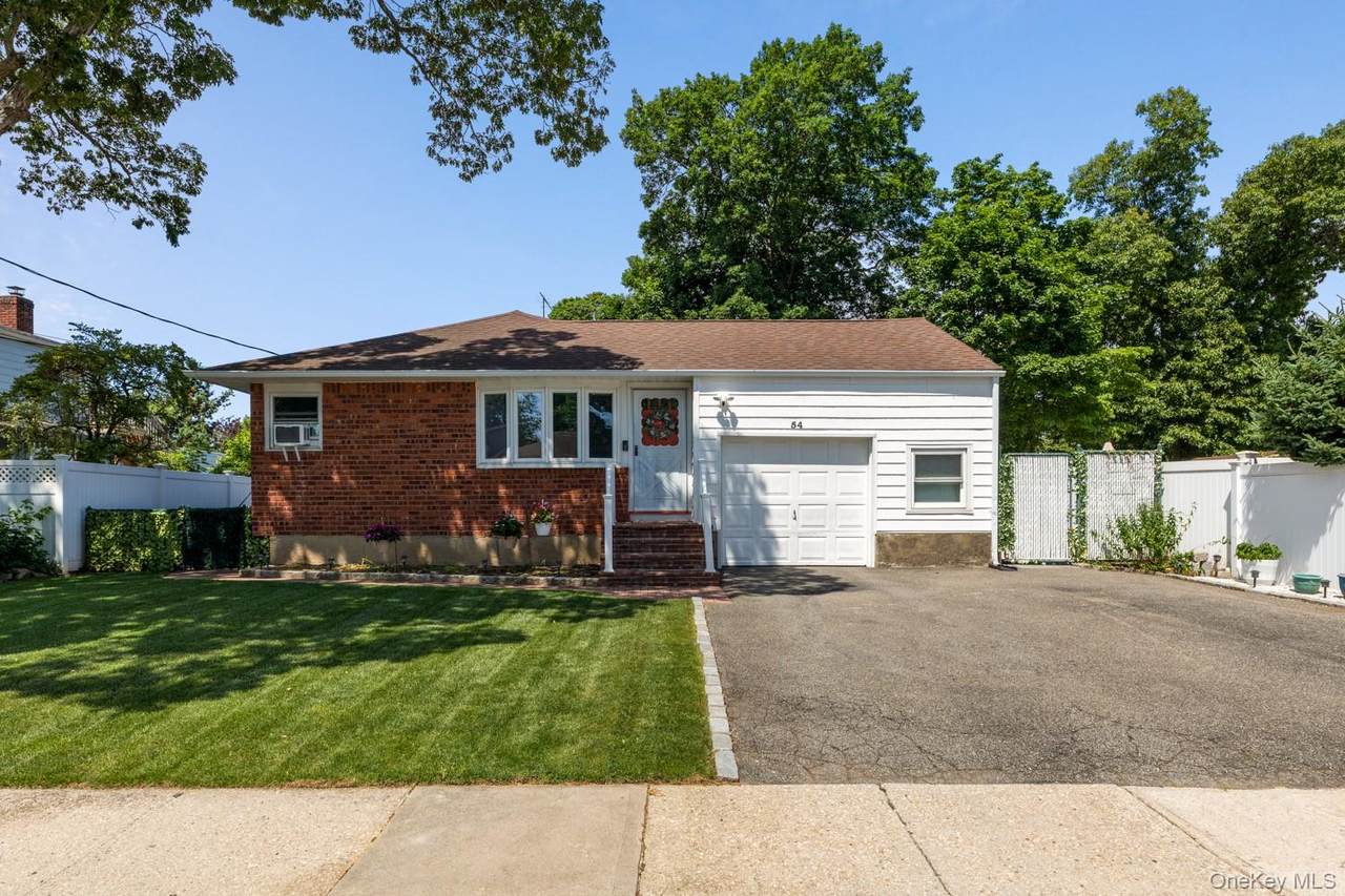54 Oak Street - Photo 1