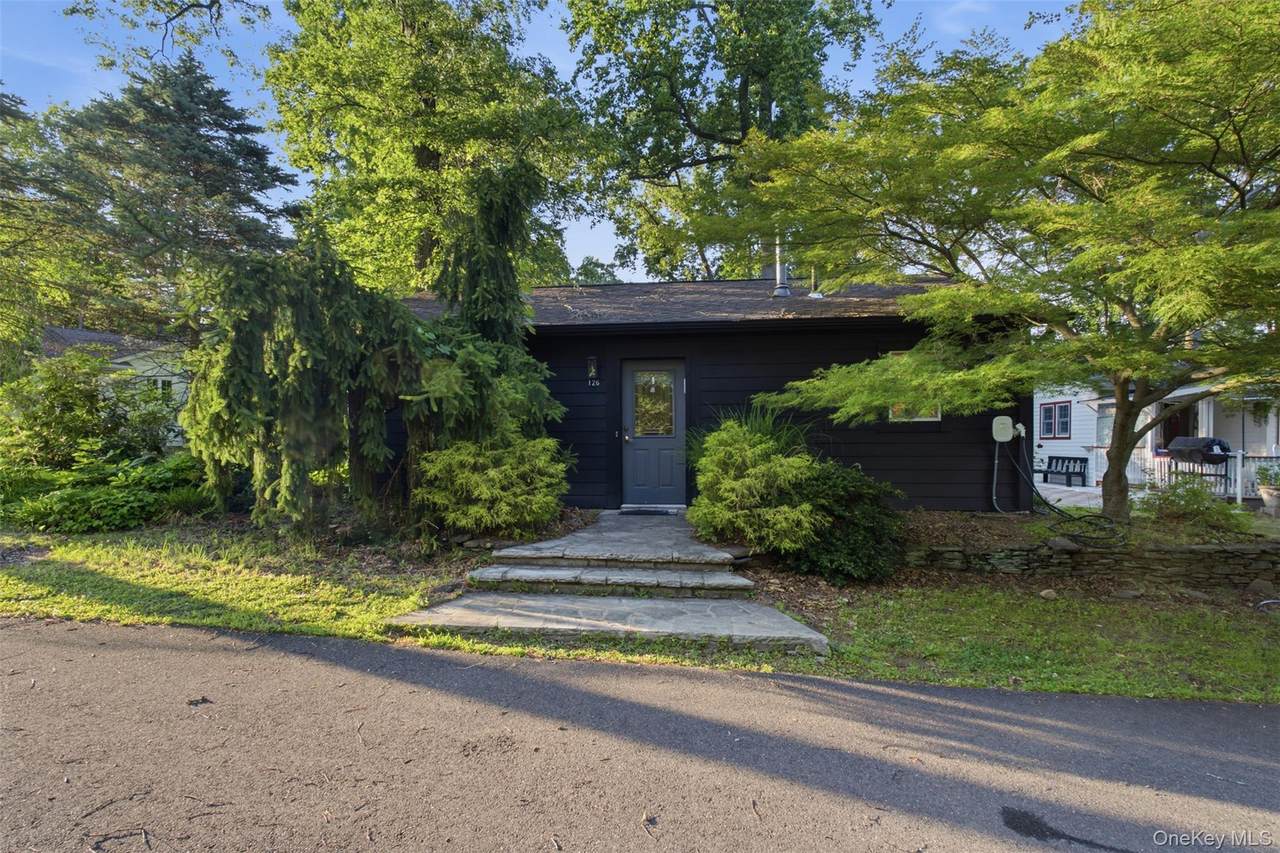 126 New Valley Road - Photo 1