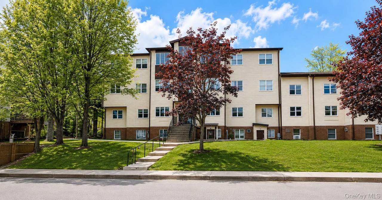 7 Stropkov Court - Photo 1