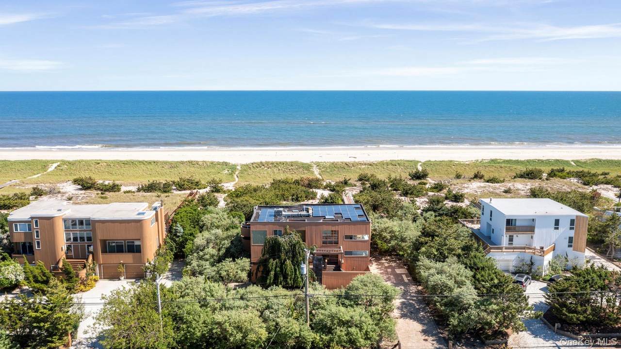 559 Dune Road - Photo 1