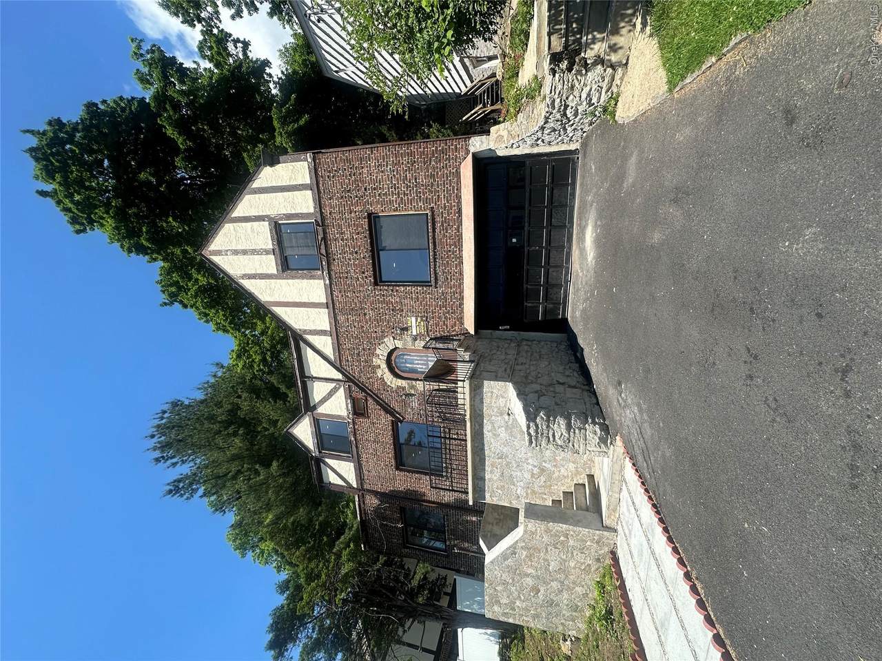 55 Brookdale Drive - Photo 1