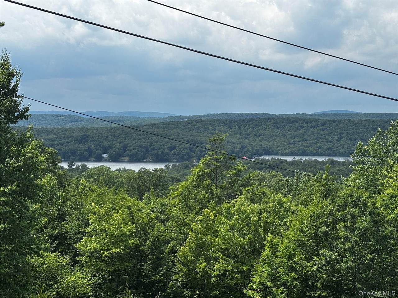 560 Oscawana Lake Road - Photo 1
