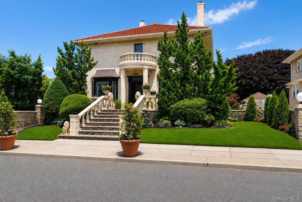 176 Beach 143rd Street - Photo 1