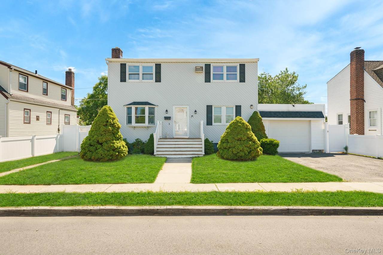21 Lido Parkway - Photo 1