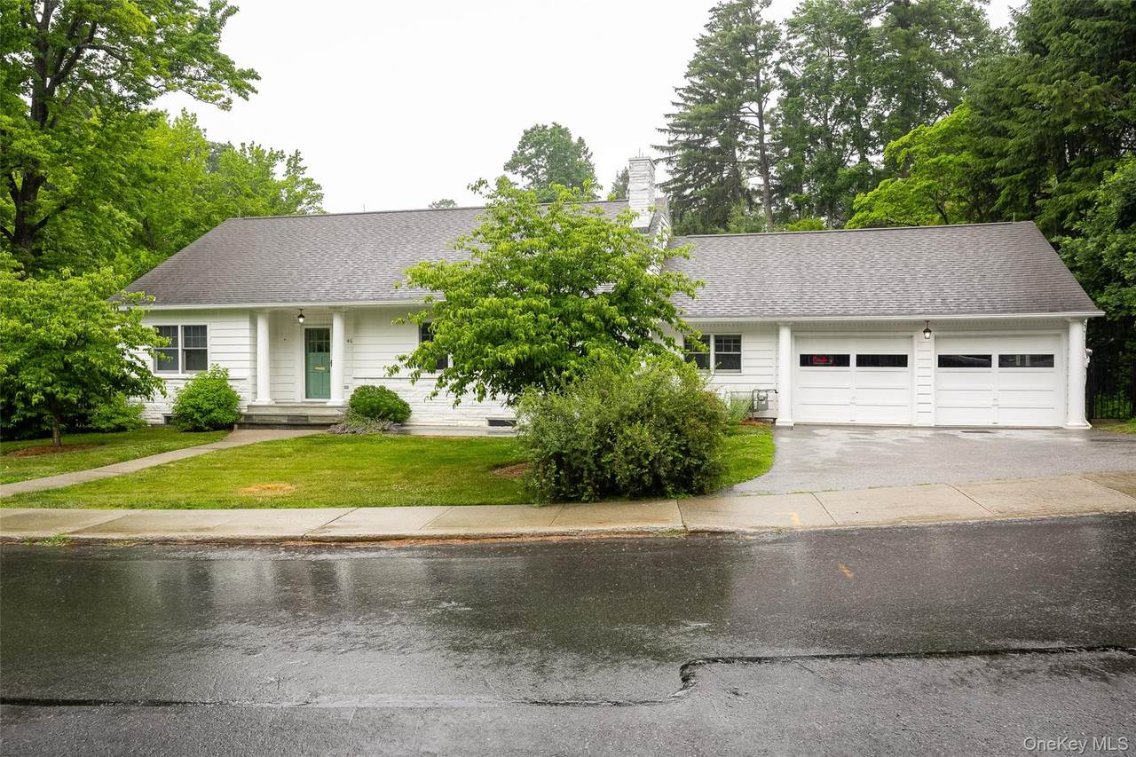 46 Barnard Avenue - Photo 1