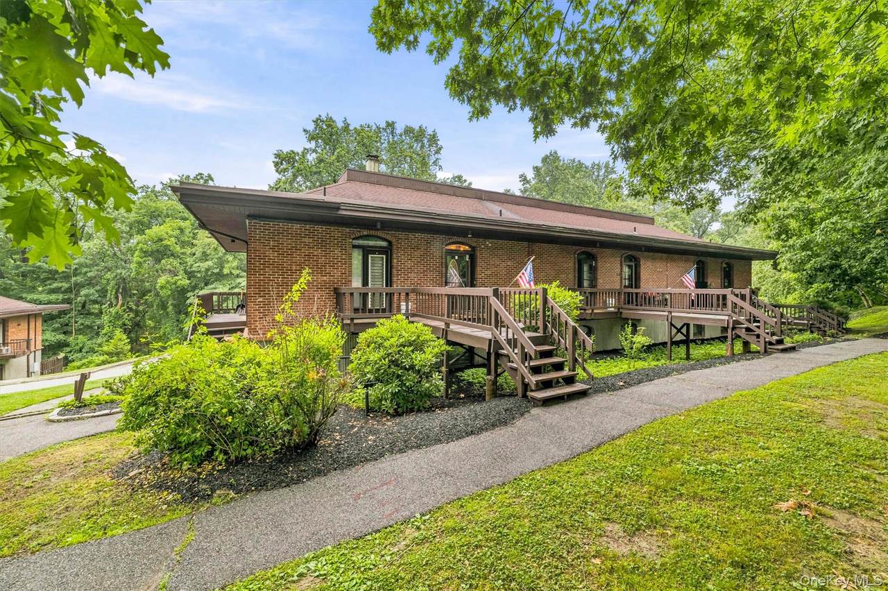 1 Beecher Lane - Photo 1