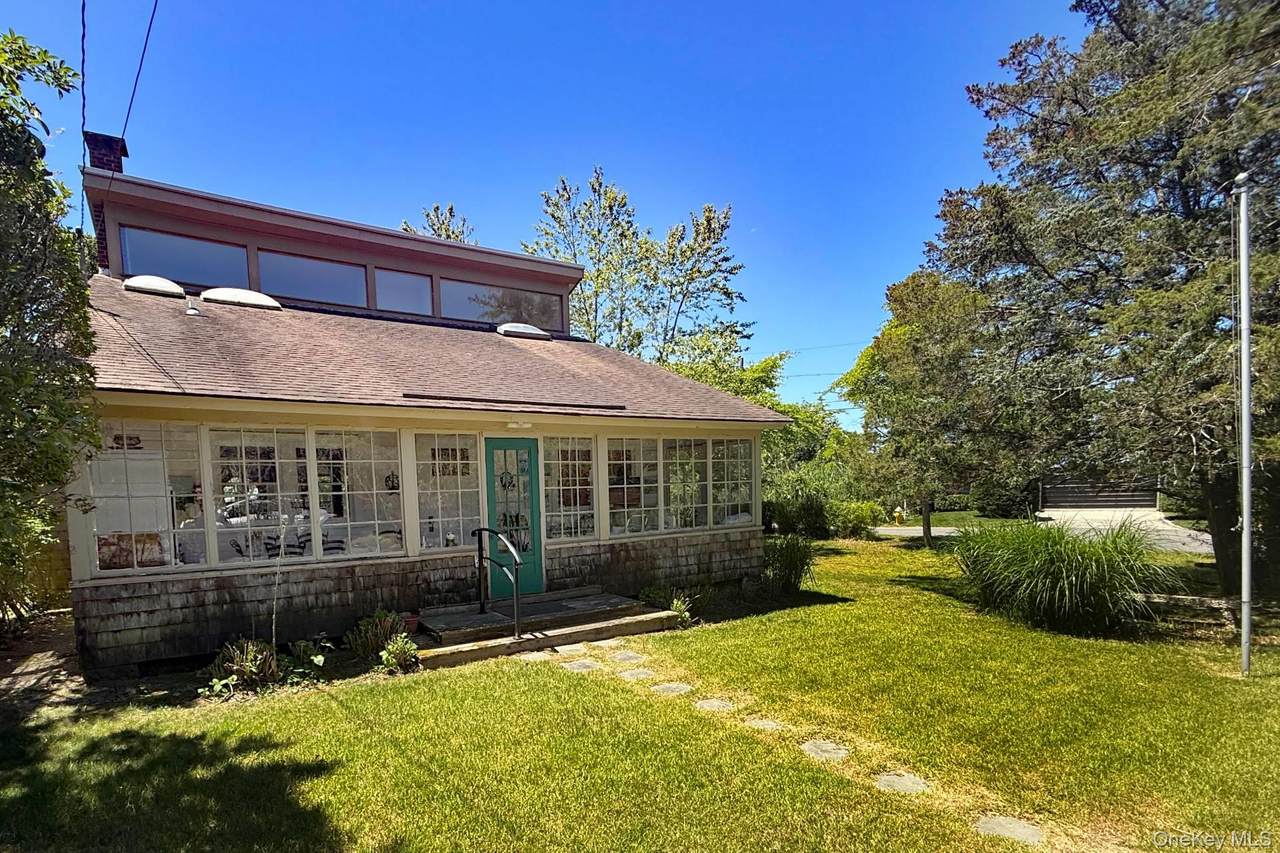 30 Edgemere Drive - Photo 1