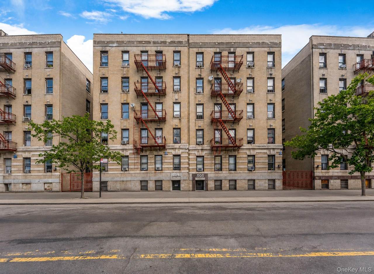 505 183rd Street - Photo 1