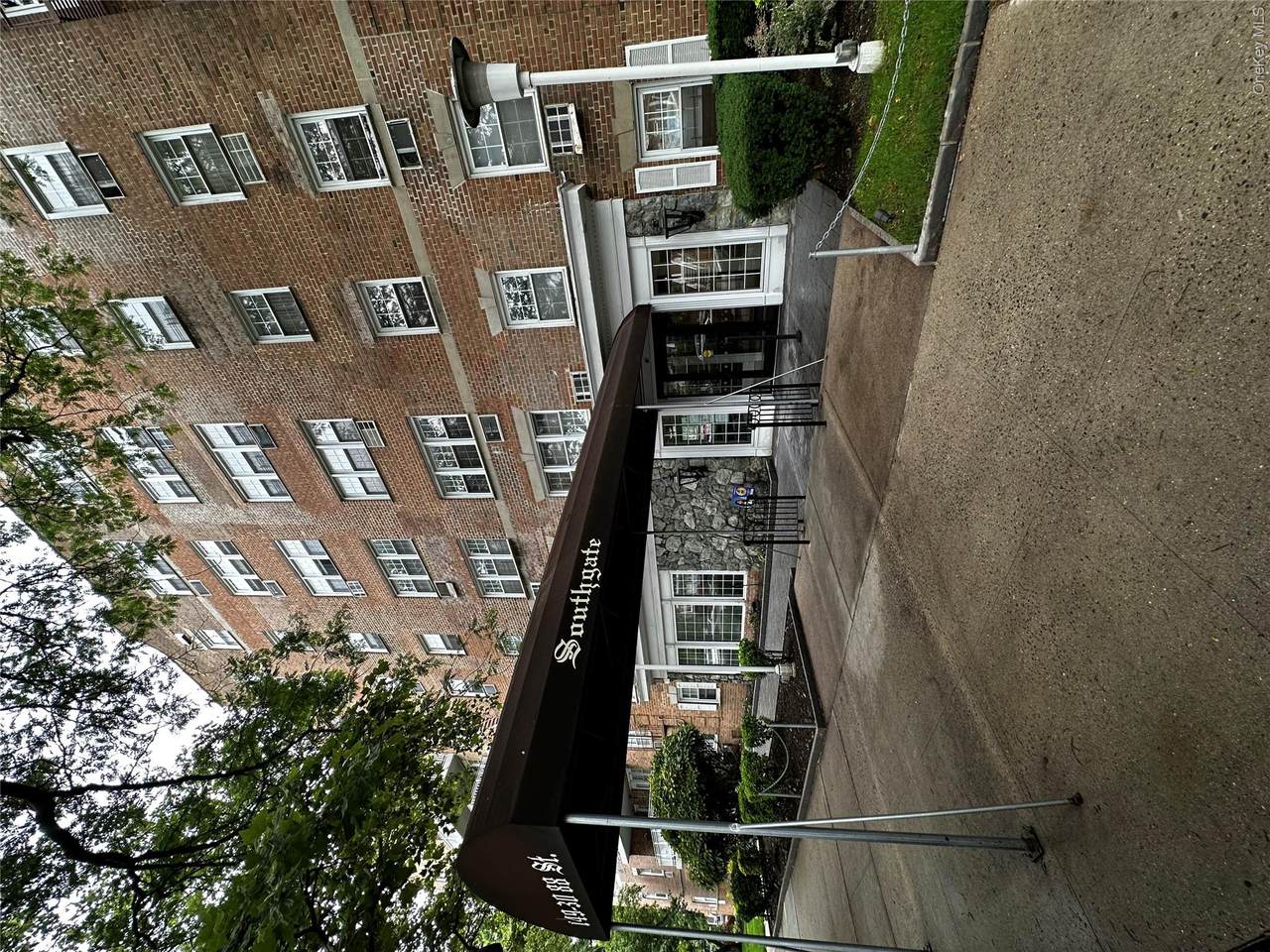 149-30 88th Street - Photo 1