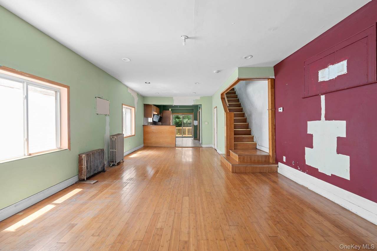 11410 169th Street - Photo 1