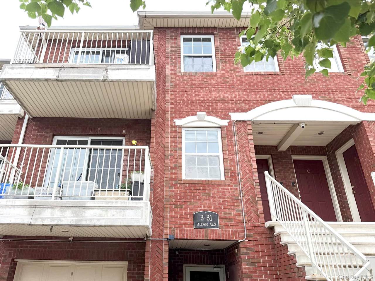 3-31 Endeavor Place - Photo 1