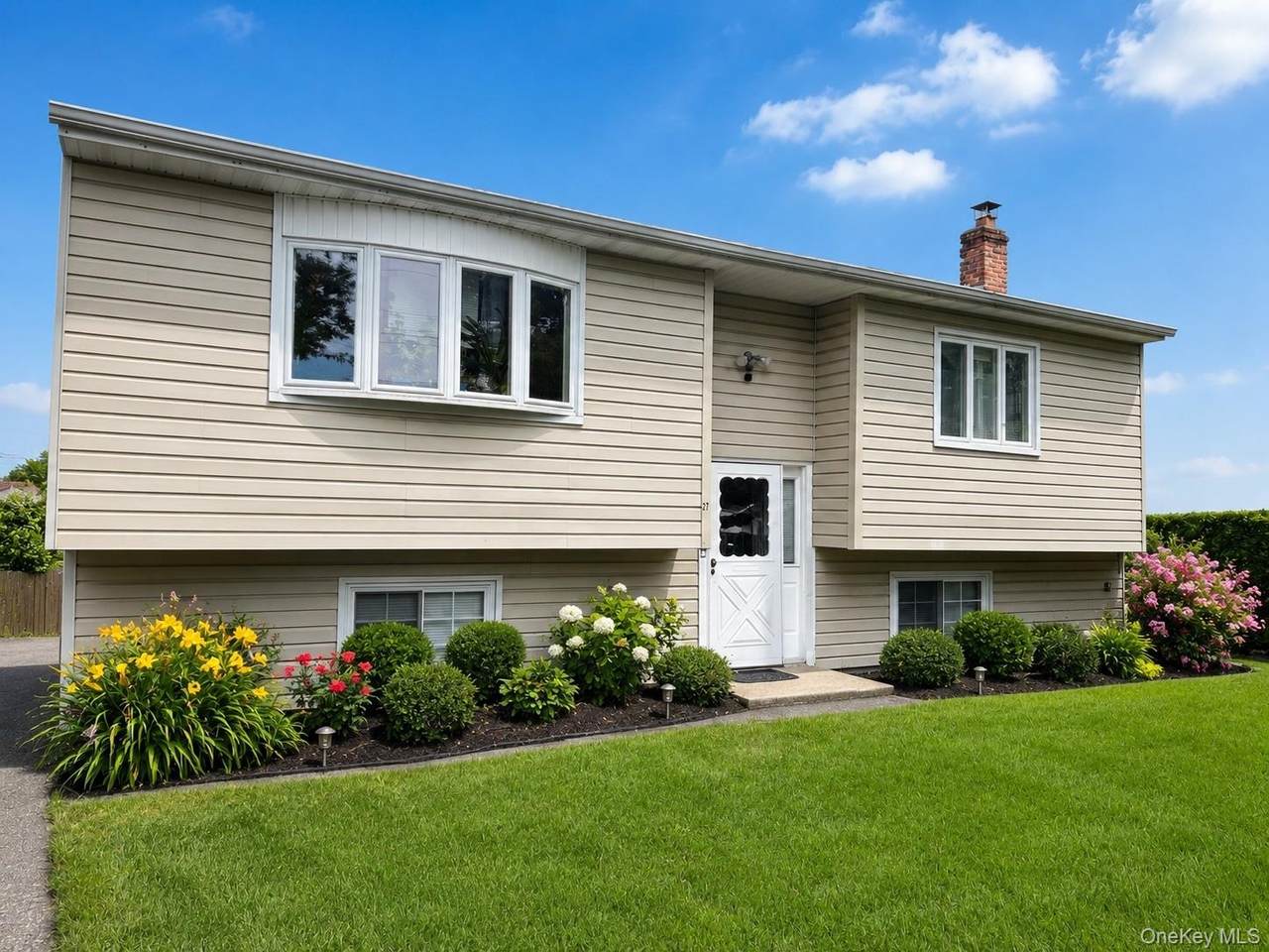 27 Pine Road - Photo 1
