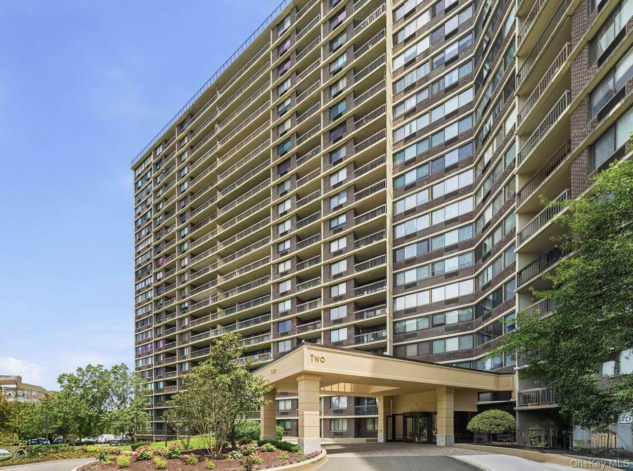 2 Bay Club Drive - Photo 1