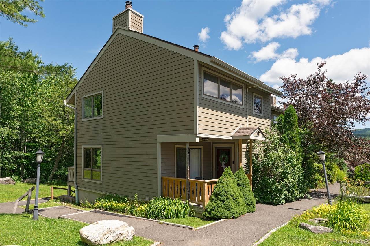 56 Highlands Drive - Photo 1