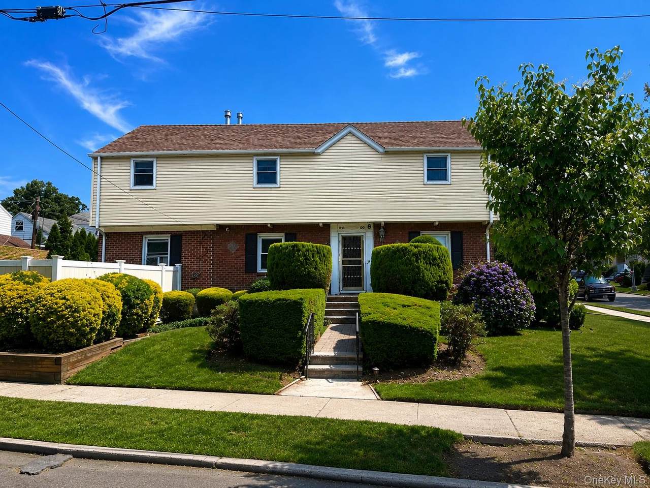 21104 Richland Avenue - Photo 1
