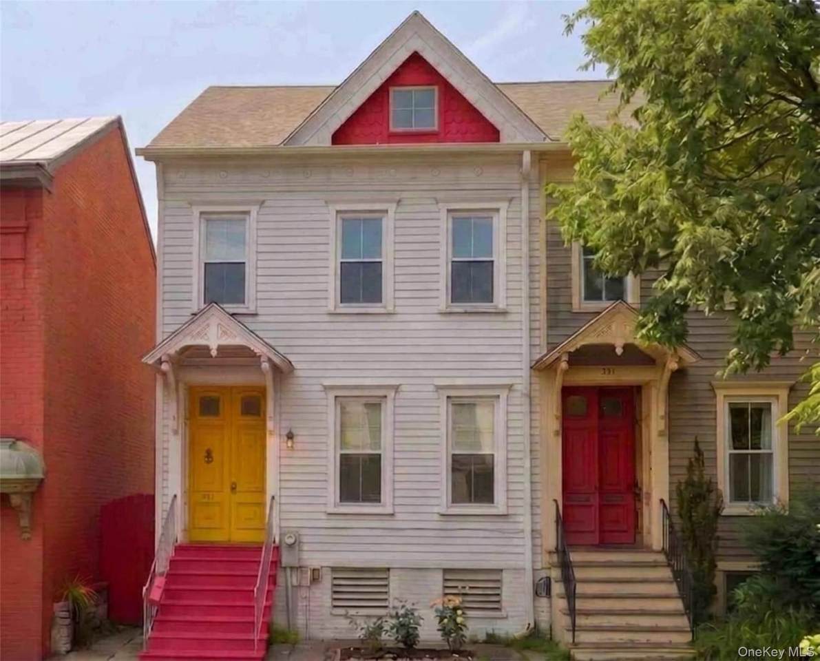 556 State Street - Photo 1