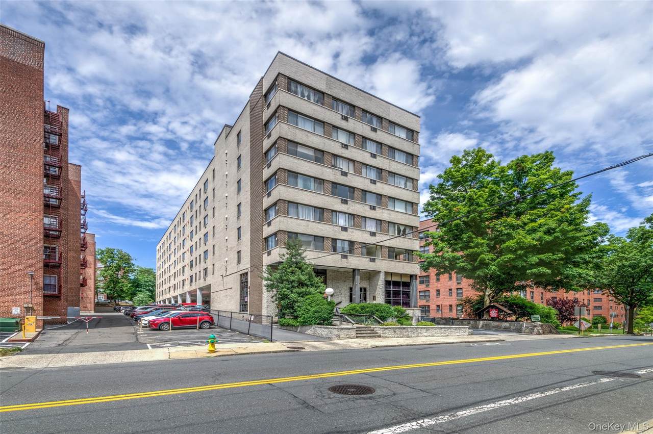 7 Lake Street - Photo 1