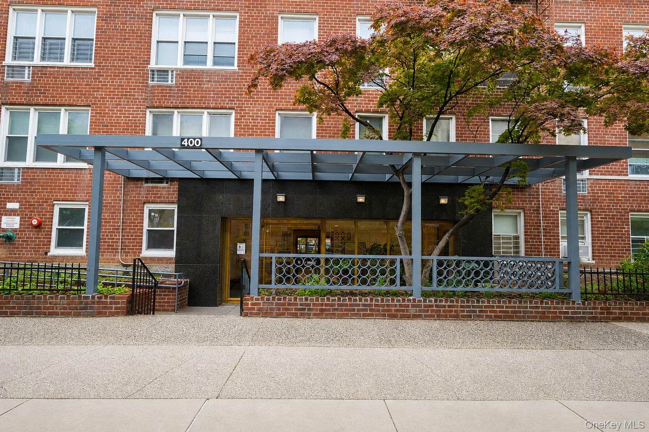 400 17th Street - Photo 1
