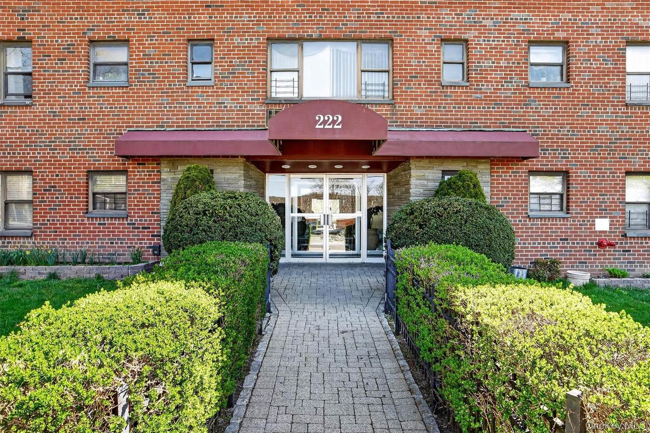 222 Broadway - Photo 1
