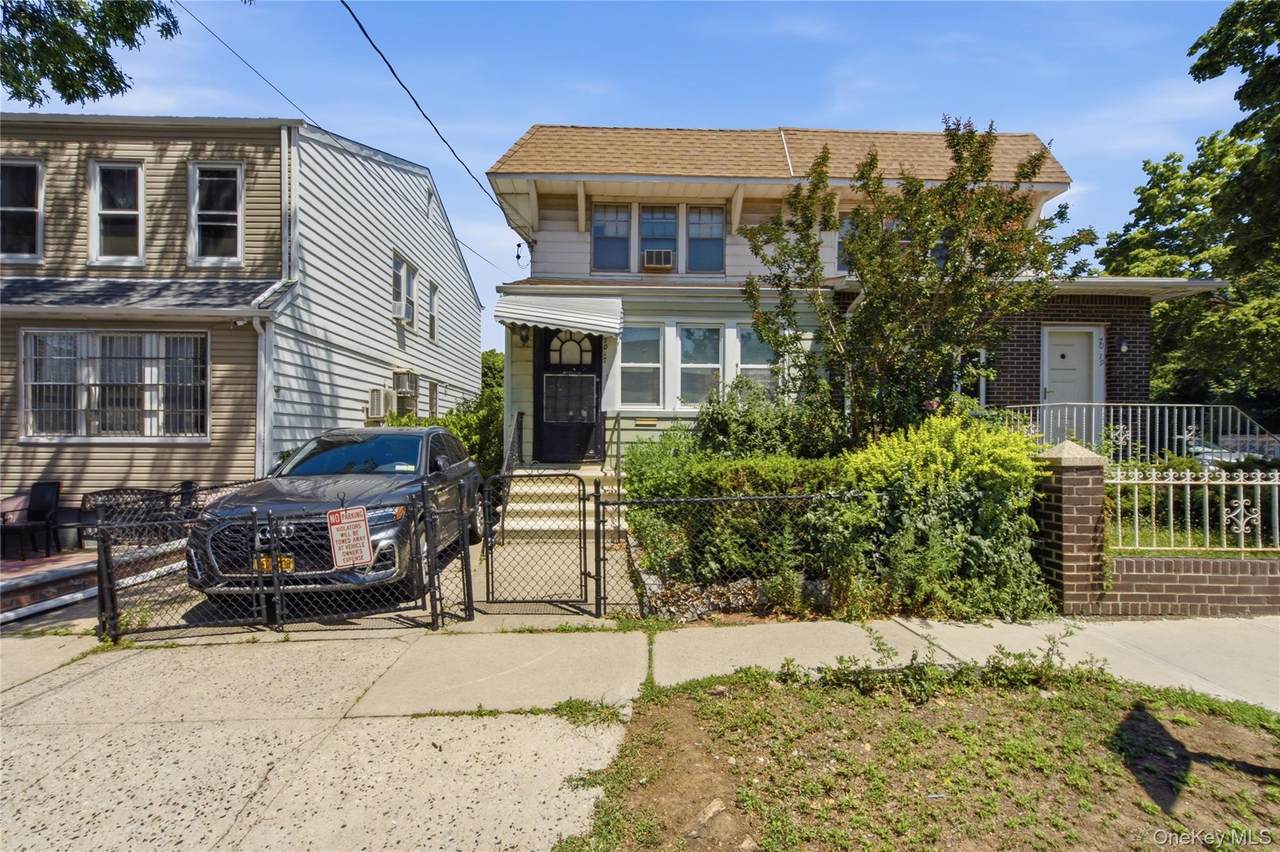 7017 53rd Avenue - Photo 1
