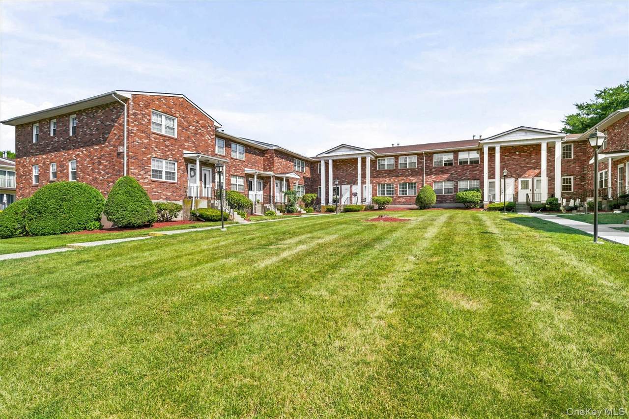 276 Temple Hill Road - Photo 1