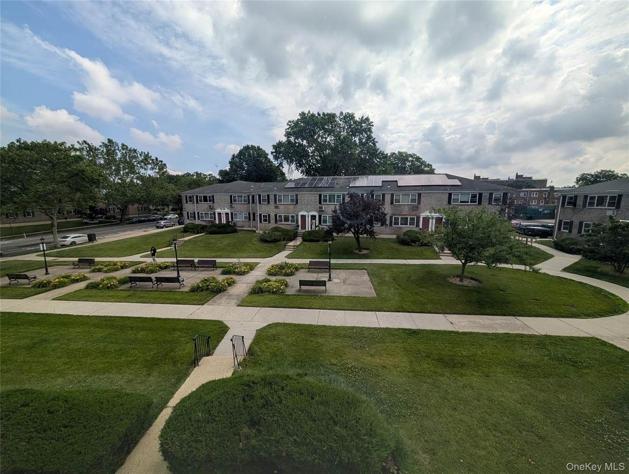 15048 Jewel Avenue - Photo 1