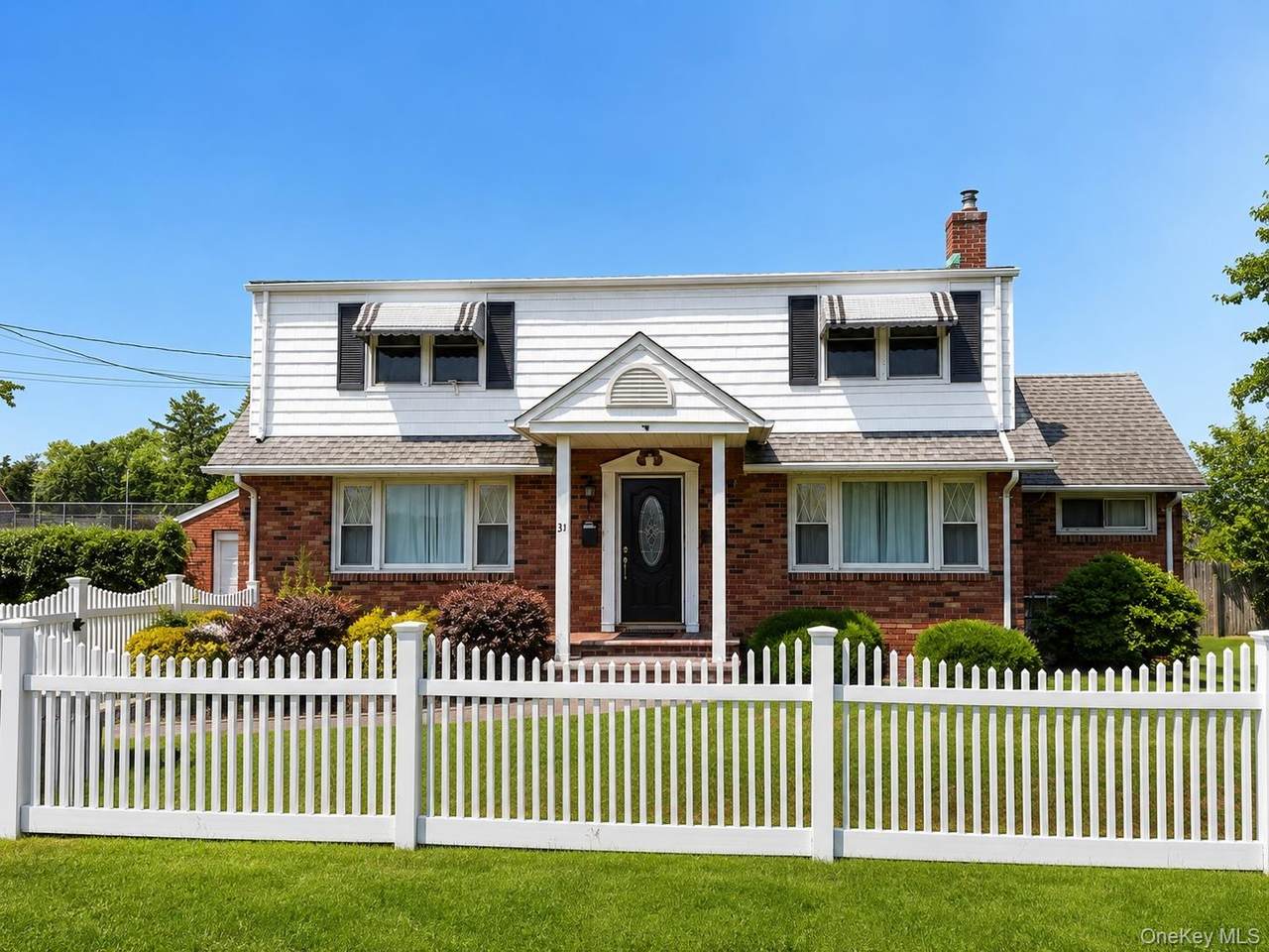 31 Maple Avenue - Photo 1