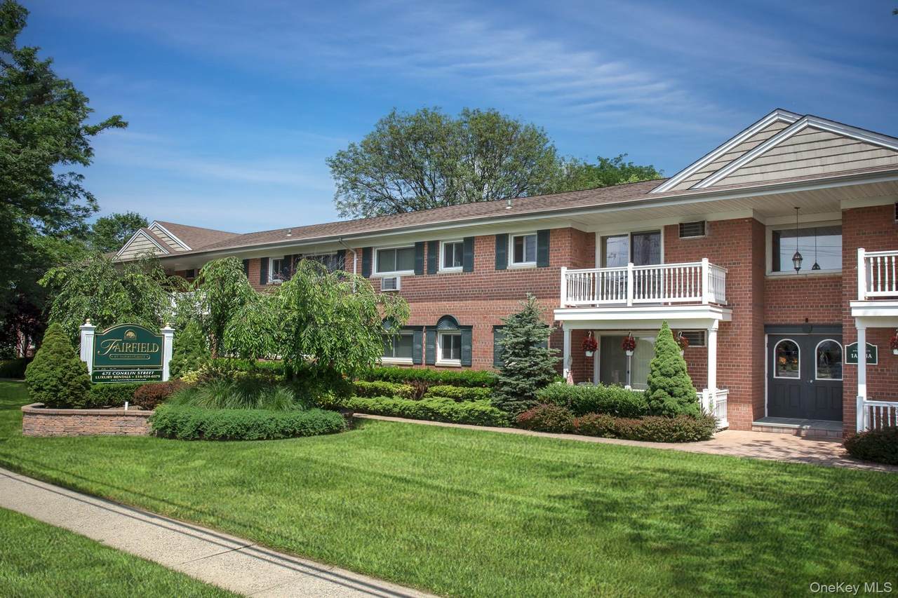 675 Conklin Street - Photo 1