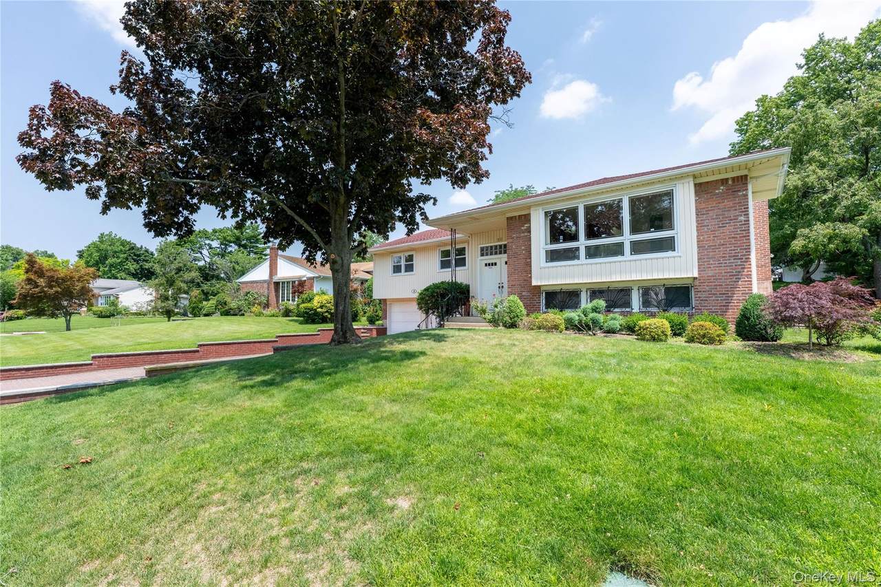 18 Dogwood Road - Photo 1