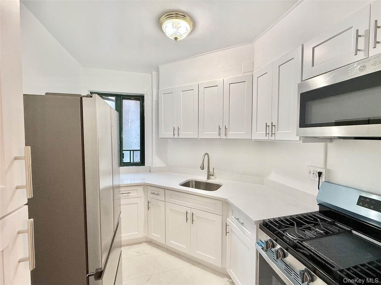 1651 Metropolitan Avenue - Photo 1
