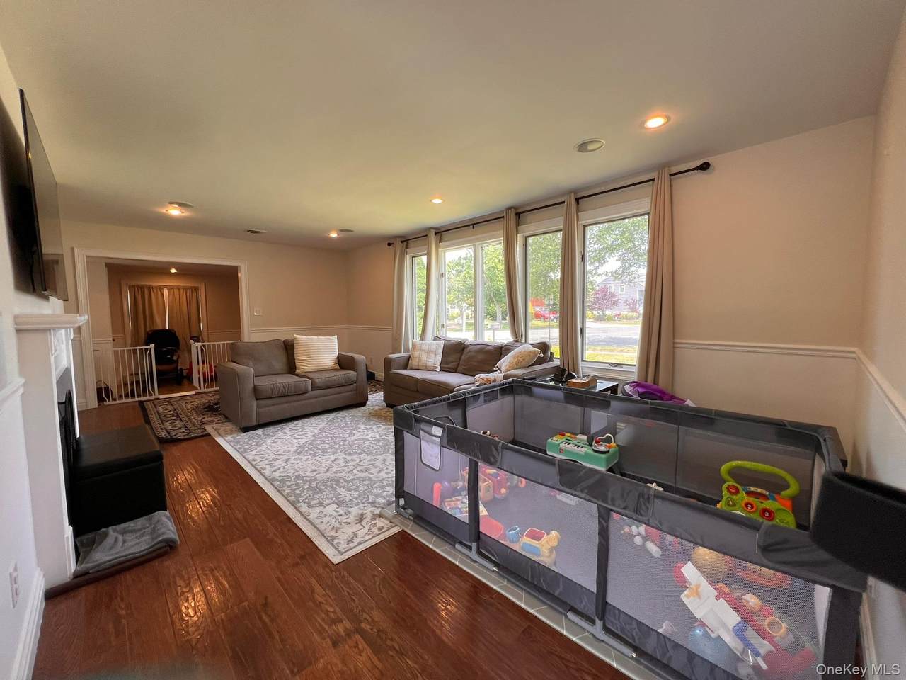 2 Nassau Road - Photo 1