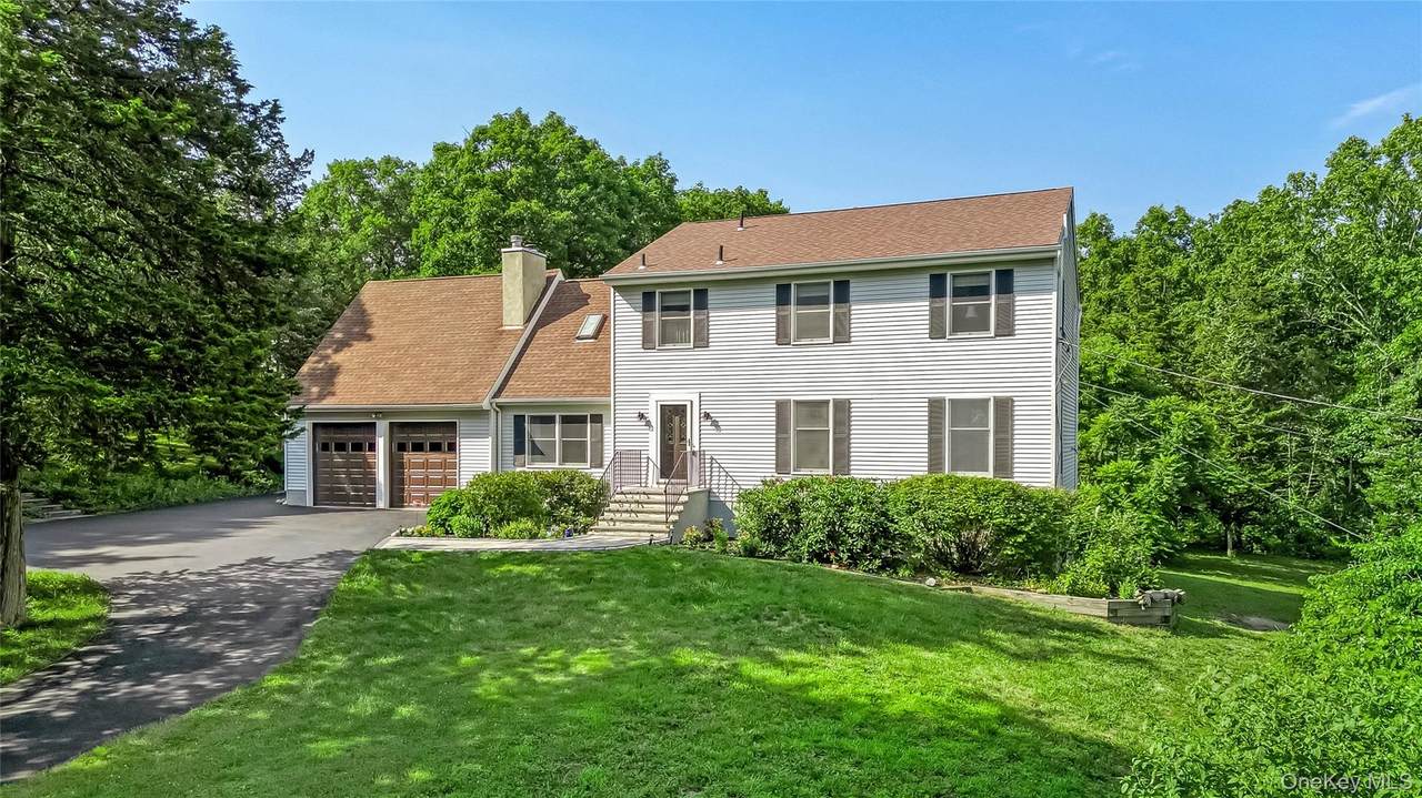 185 Rombout Road - Photo 1