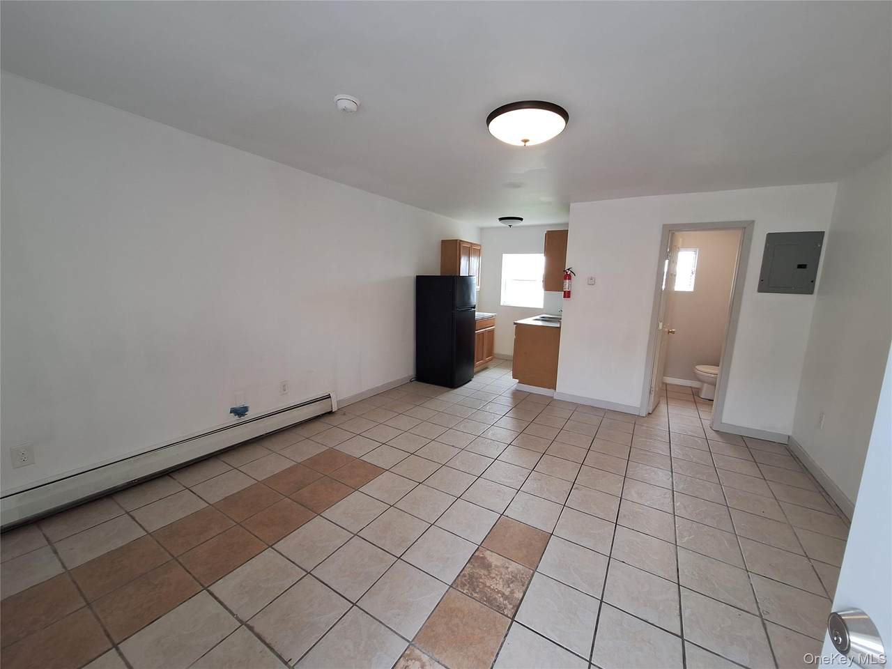 2095 Ulster Avenue - Photo 1
