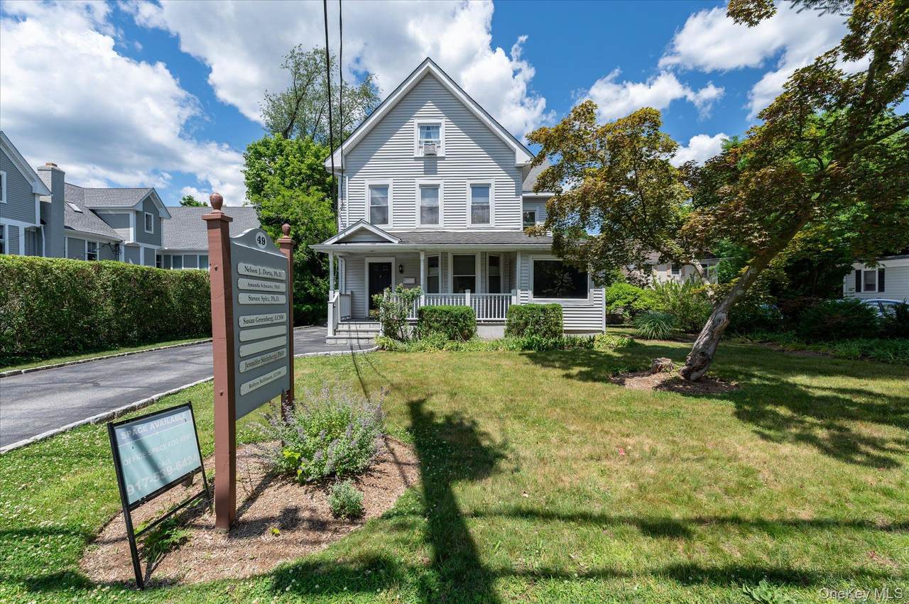 49 Smith Avenue - Photo 1