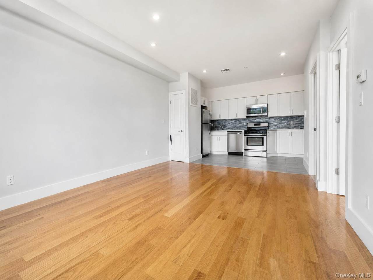 4218 Bell Boulevard - Photo 1