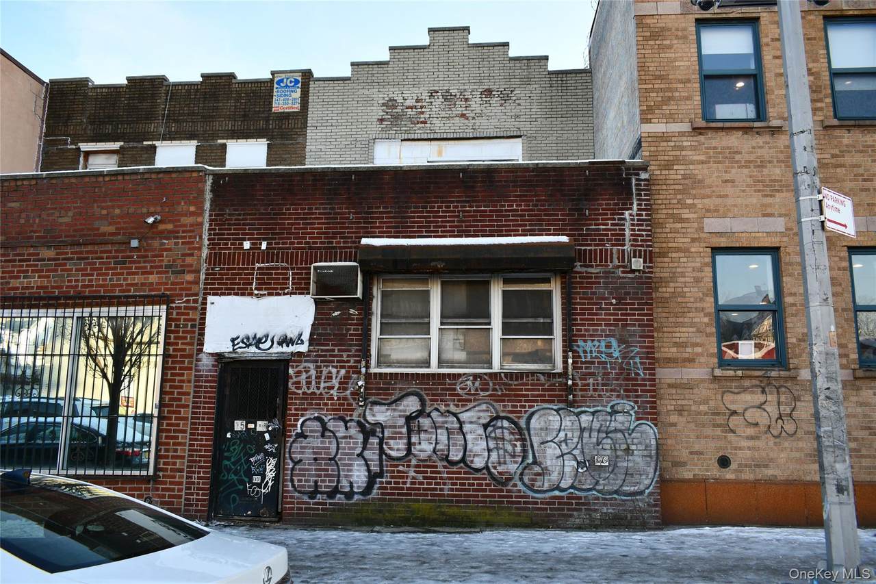 150-16 Hillside Avenue - Photo 1