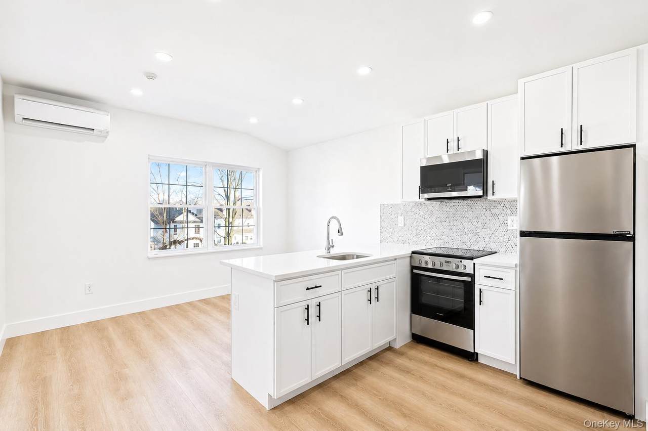 9 Lagrange Avenue - Photo 1